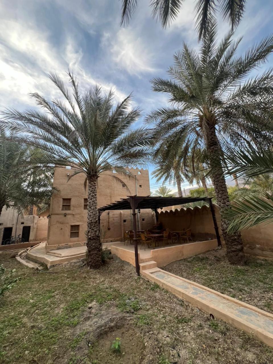 Mall Aldakhil House Al Ḩamrāʼ エクステリア 写真