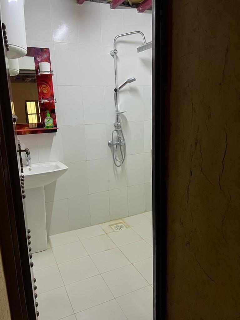 Mall Aldakhil House Al Ḩamrāʼ エクステリア 写真