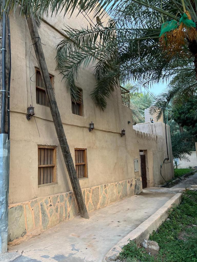 Mall Aldakhil House Al Ḩamrāʼ エクステリア 写真